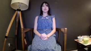 【极品❤️推荐】超爆极品女神『香港美少女』玩偶姐姐新作-公共场合的性爱楼梯啪啪 中途来人被打断